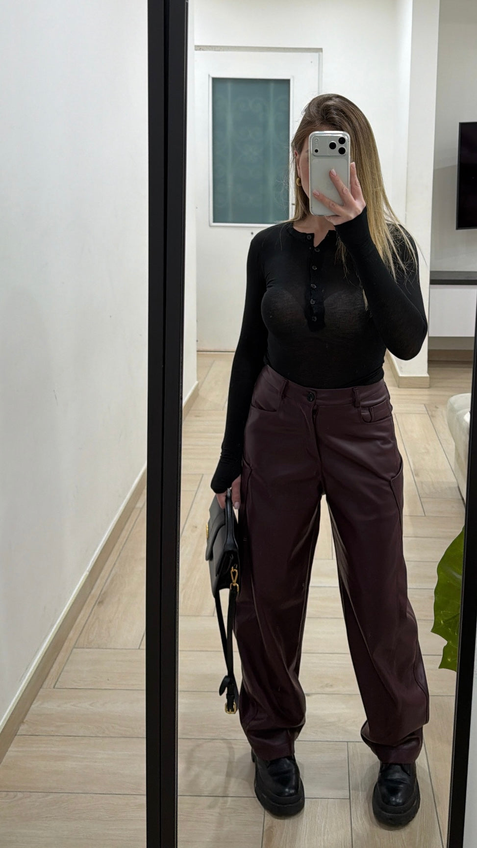 Maglia bottoncini semivelata