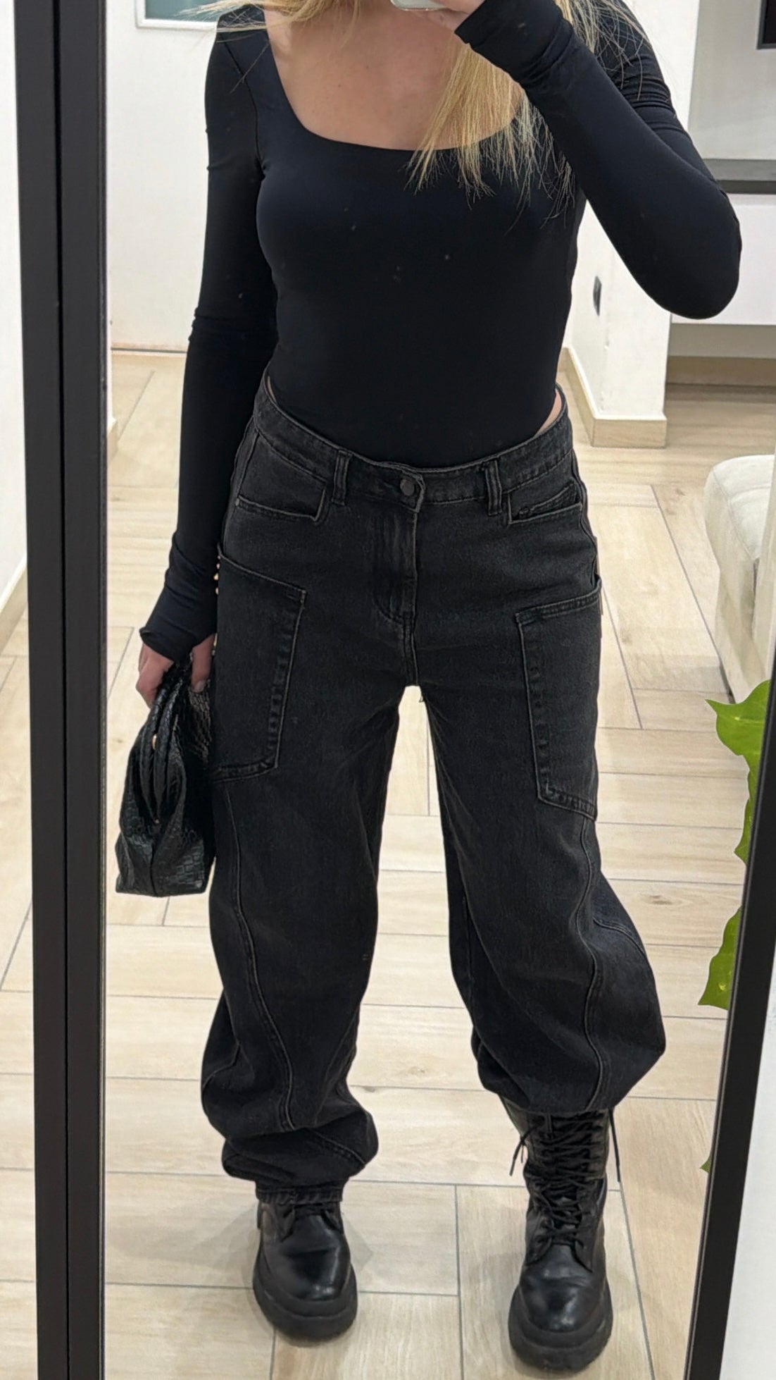 Jeans black